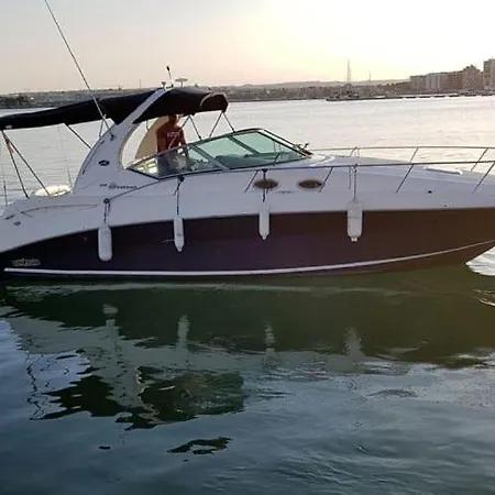 Hotel en barco Sealine Whiteshell