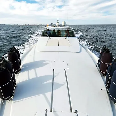 Botel Sealine Whiteshell